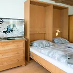 Апартаменты Gemuetliche Mit Balkon & Herrlichem Ausblick *