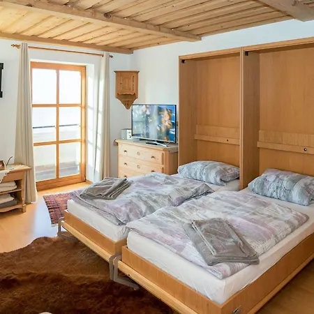 Apartment Gemuetliche Mit Balkon & Herrlichem Ausblick *